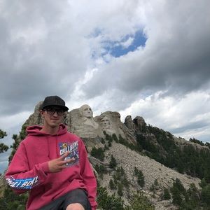 Meet your Posher, Brett